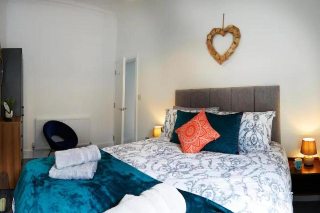 Seascape - Fantastic Location With Sea Views! Scarborough Exterior foto